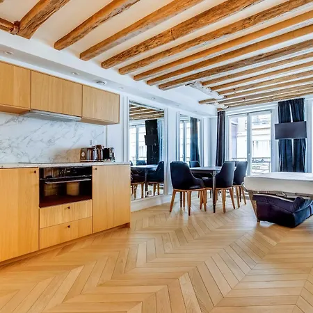 2bdr 5p Au Centre De In Downtown *